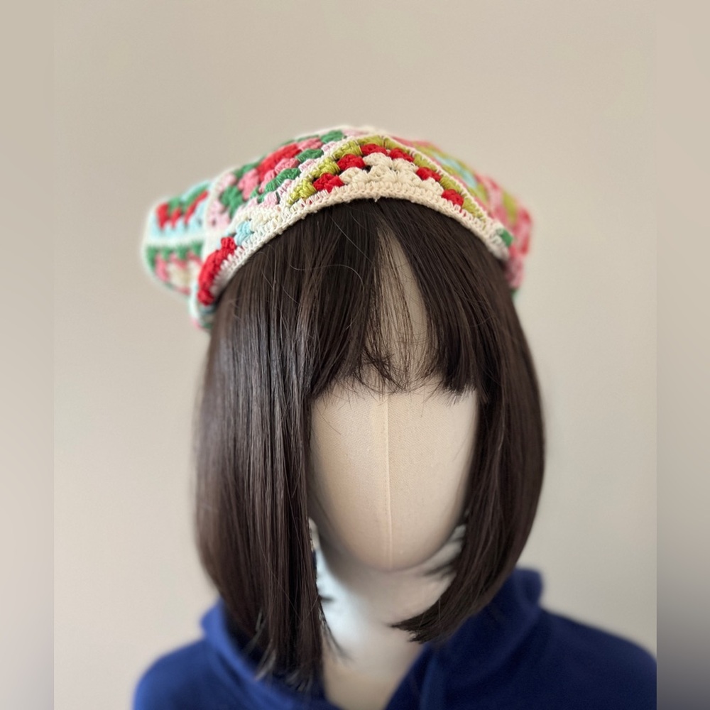 Sunday State crocheted handkerchief for hair, new with tags